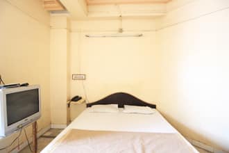 Hotel Assopalav Guest House, Ahmedabad 4